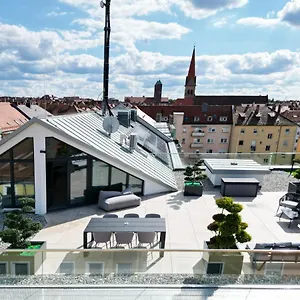 The Penthouse At Eco Smart Aparthotel Nürnberg